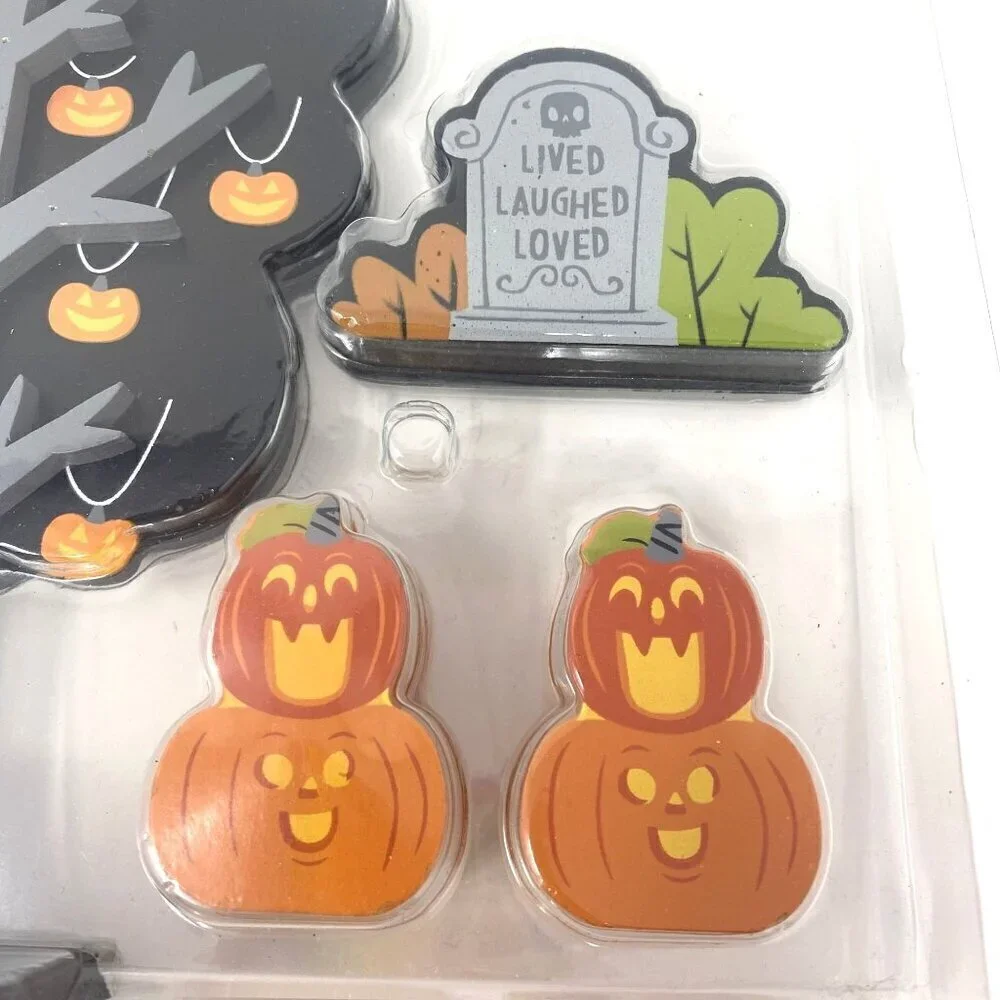 Target Hyde & Eek Mini Wood Mantle Decor 4pc Pumpkins Tree Headstone Graveyard S